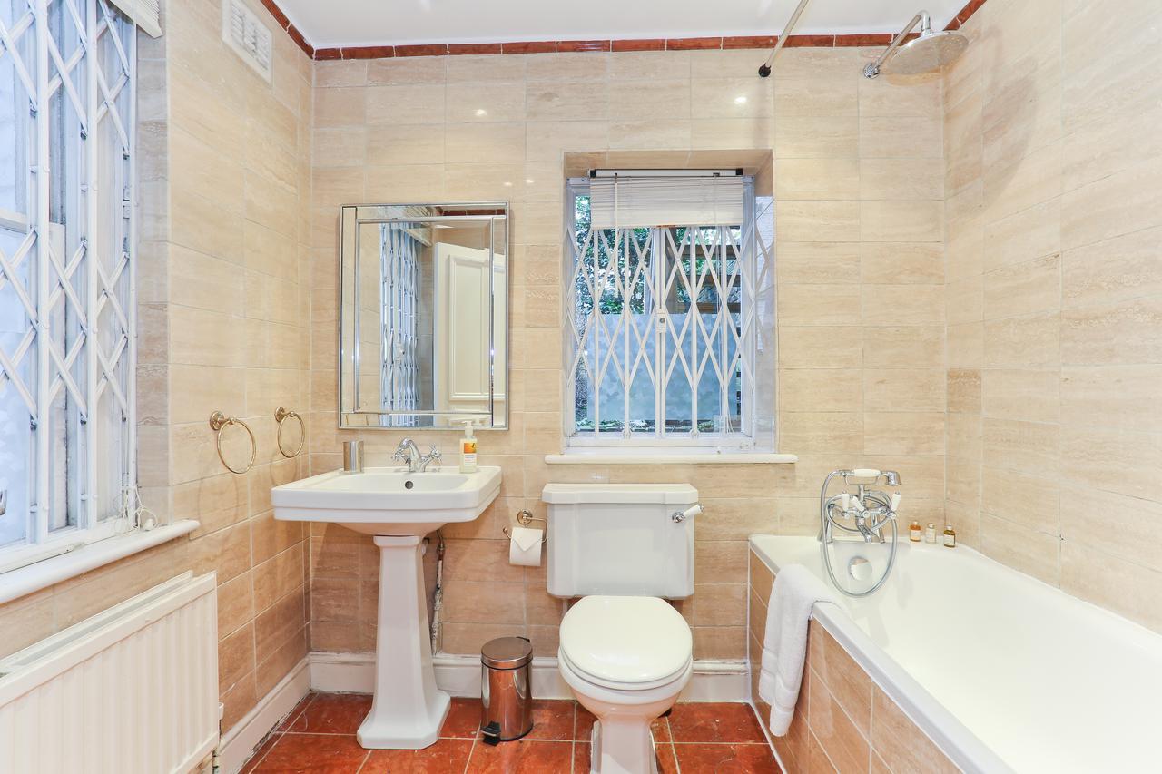 A Home To Rent - Chelsea Apartment Лондон Экстерьер фото